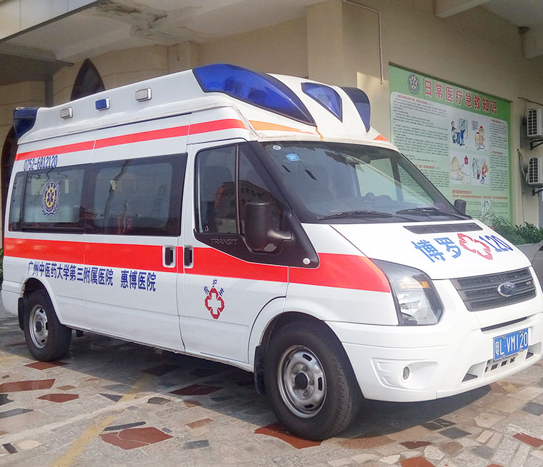 急診科救護車.jpg